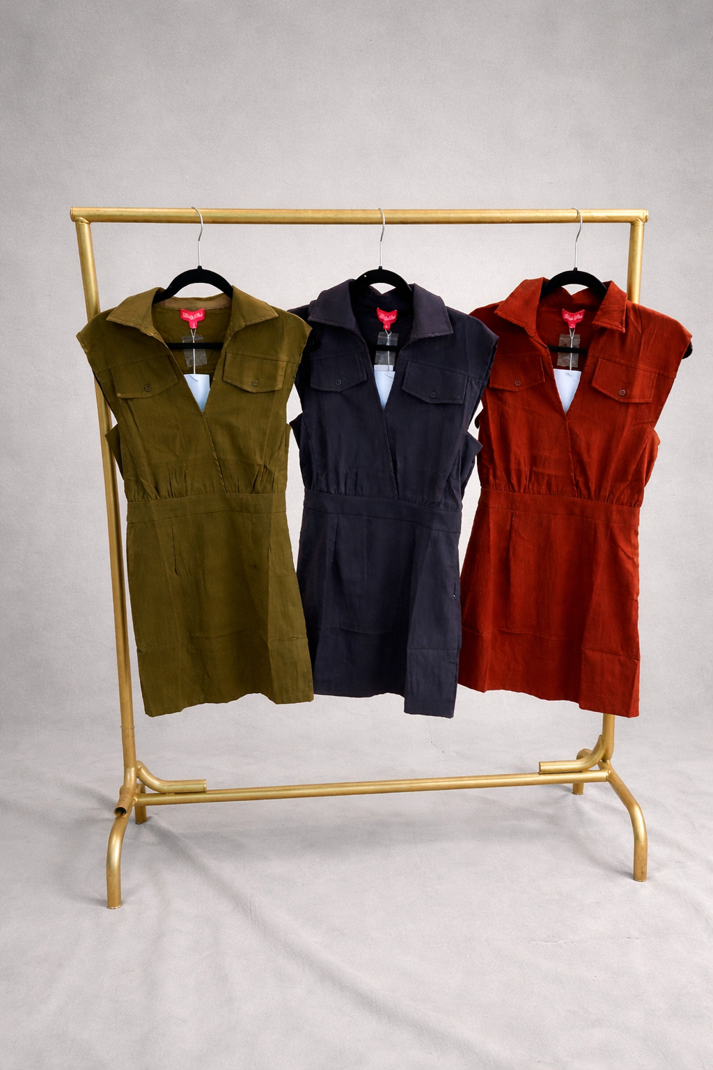 VESTIDO CORTO SIN MANGAS