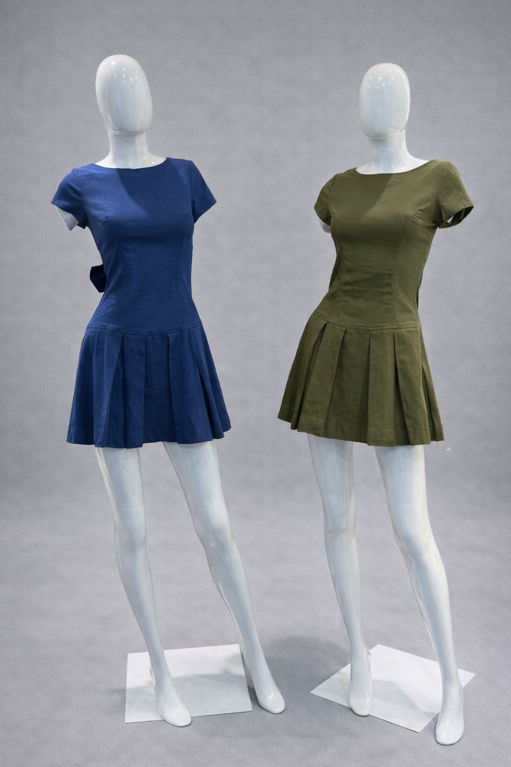 VESTIDO CORTO TABLEADO
